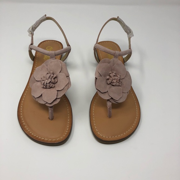 Carlos Santana Teagan Flower Sandals - Picture 2 of 5